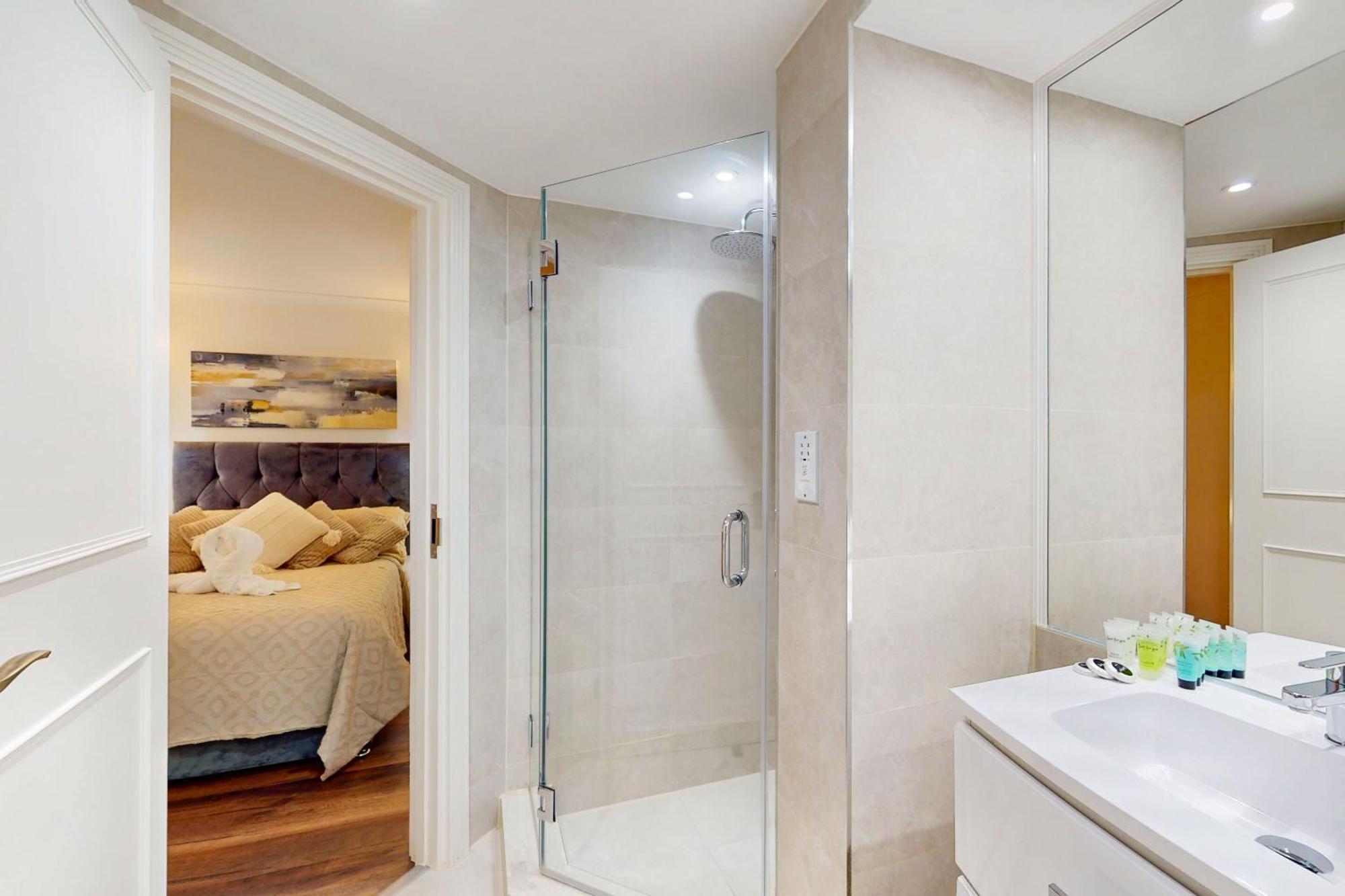 Park Lane Apartments Mayfair Collection 런던 객실 사진